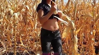 Amateur Teen With Big Tits Gets Covered In Cum While Working On A Corn Field