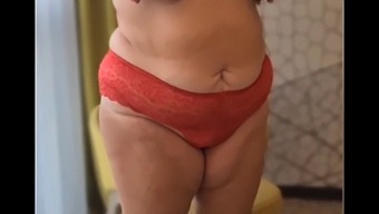 Solo Female Ejaculation And Anal Fingering In An Amateur Bbw Video